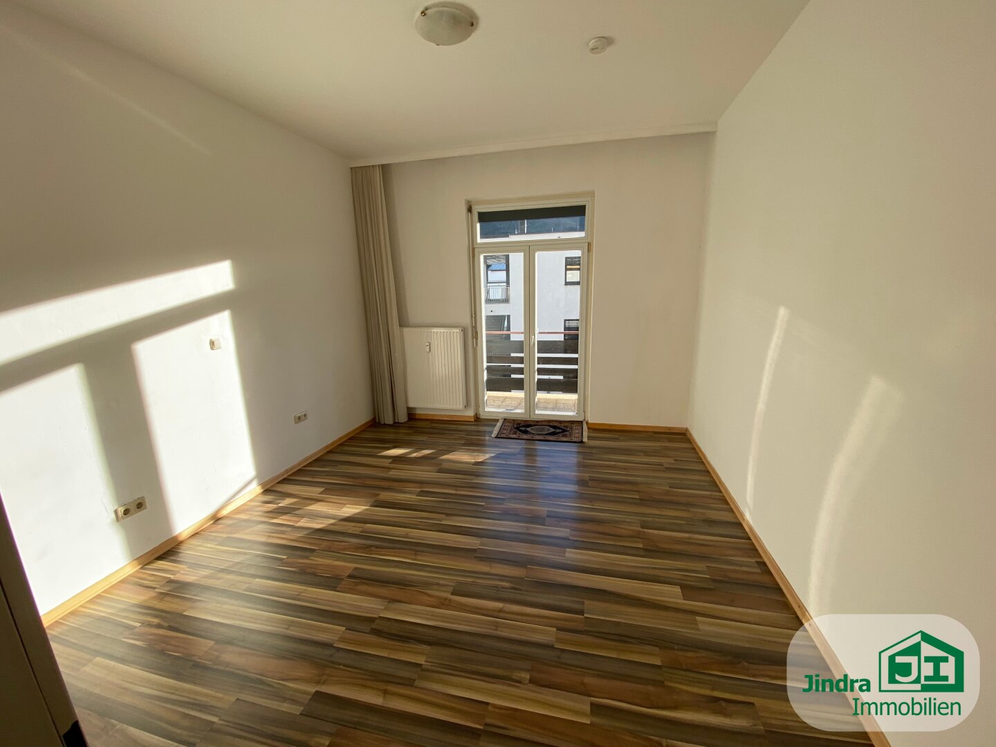 Sanierte 3-Zimmer Wohnung mit sonnigem Balkon in Hall in Tirol zum Verkauf!