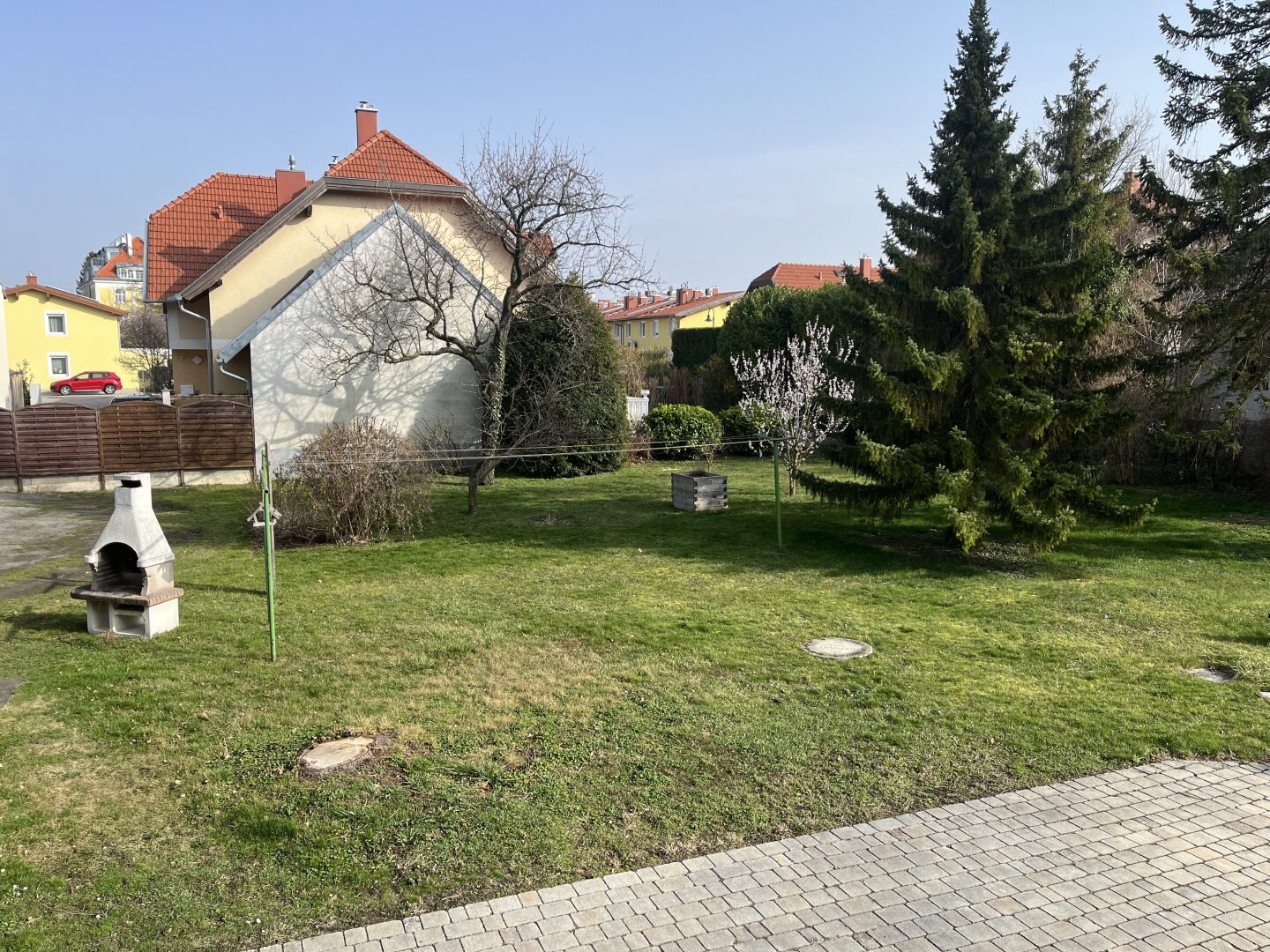Traumgrundstück umgeben von Villen in Bad Vöslau zu verkaufen