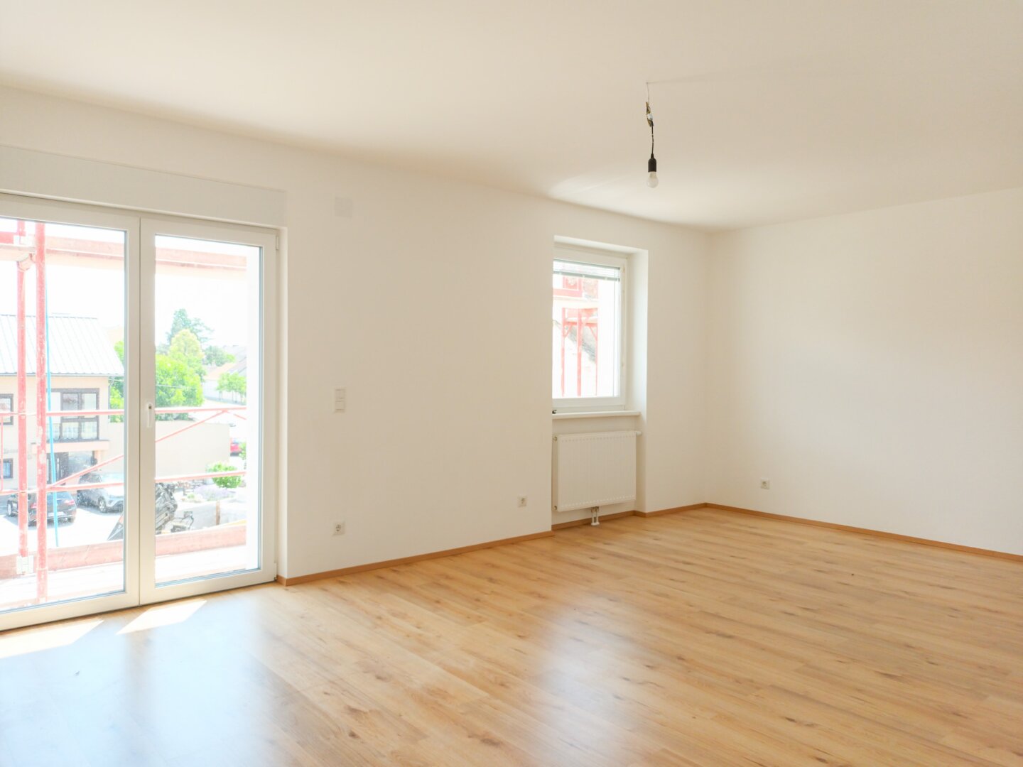 Modernes Wohnen in Laa an der Thaya - 2 Zimmer Wohnung, vollsaniert - MIETAKTION