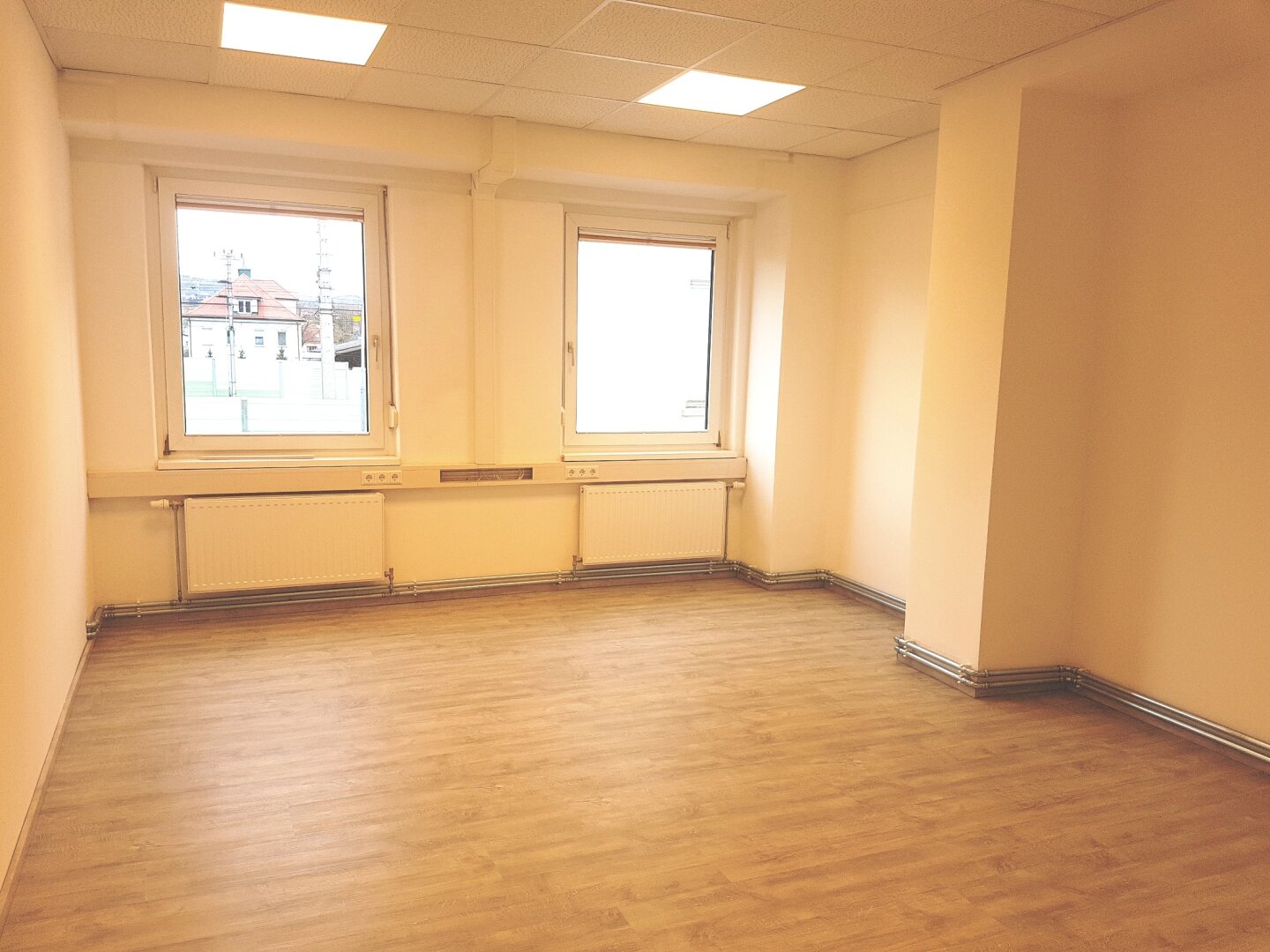 2 günstige, sehr moderne Büro in Pöchlarn zu vermieten