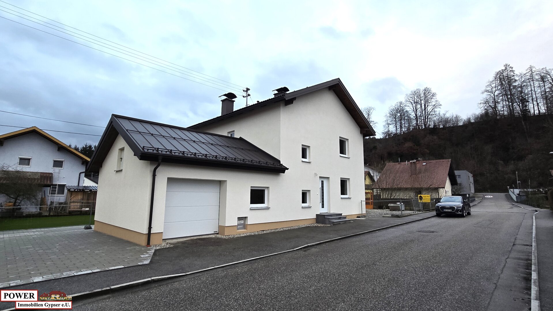 renovierte Doppelhaushälfte zum Preis einer Wohnung ! !