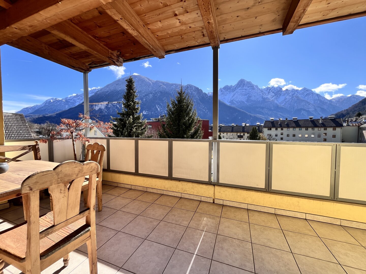 Büro-/Ordinationsfläche mit Terrasse in LIENZ zu MIETEN!