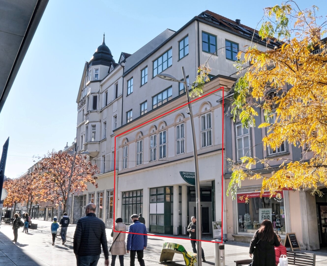 FUSSGÄNGERZONE 531 m² oder größer...branchenfreies Geschäftslokal (auch Gastro oder Ordination möglich!)