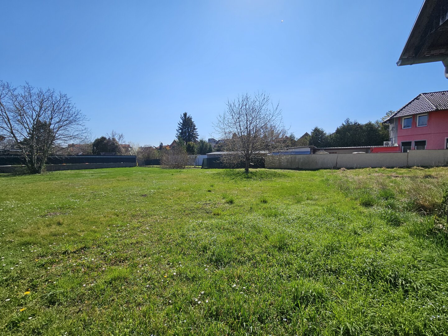 Sonniges Baugrundstück in ruhiger Siedlungslage - ULRICHSKIRCHEN