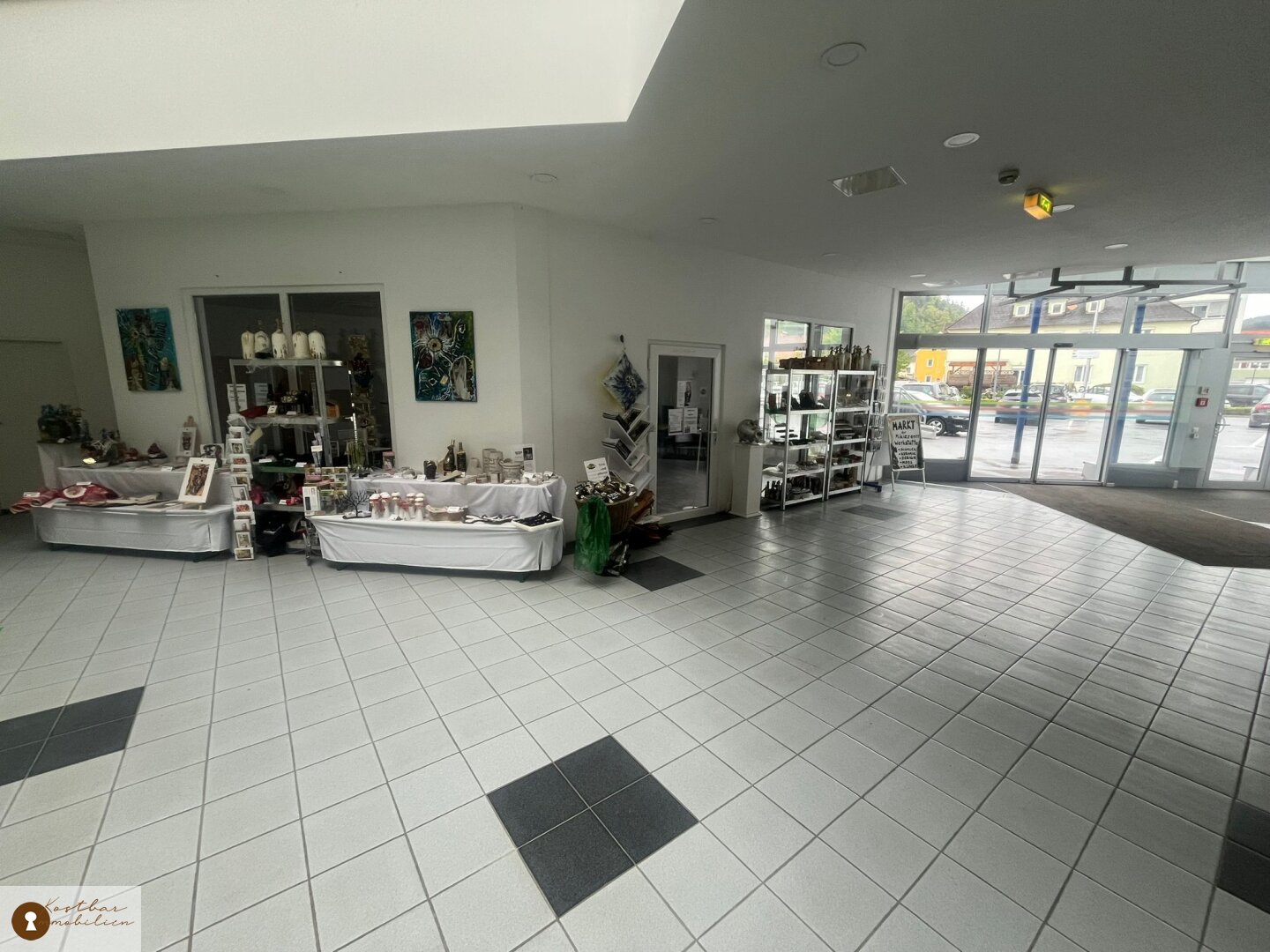 Mehr als nur ein Büro: Top Büro-/Praxisfläche mit Kaffee im EKZ Voitsberg – Ihr Rundum-sorglos-Paket zur Miete!