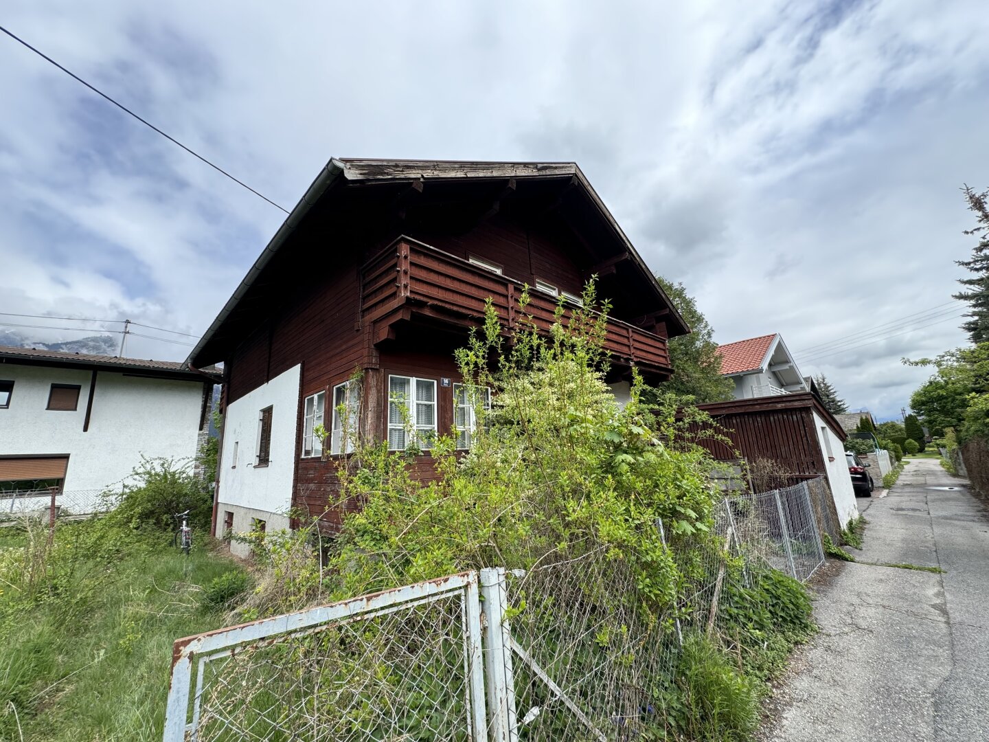 Ihr Schnäppchen-Einfamilienhaus zum Sanieren – € 352.800.- !