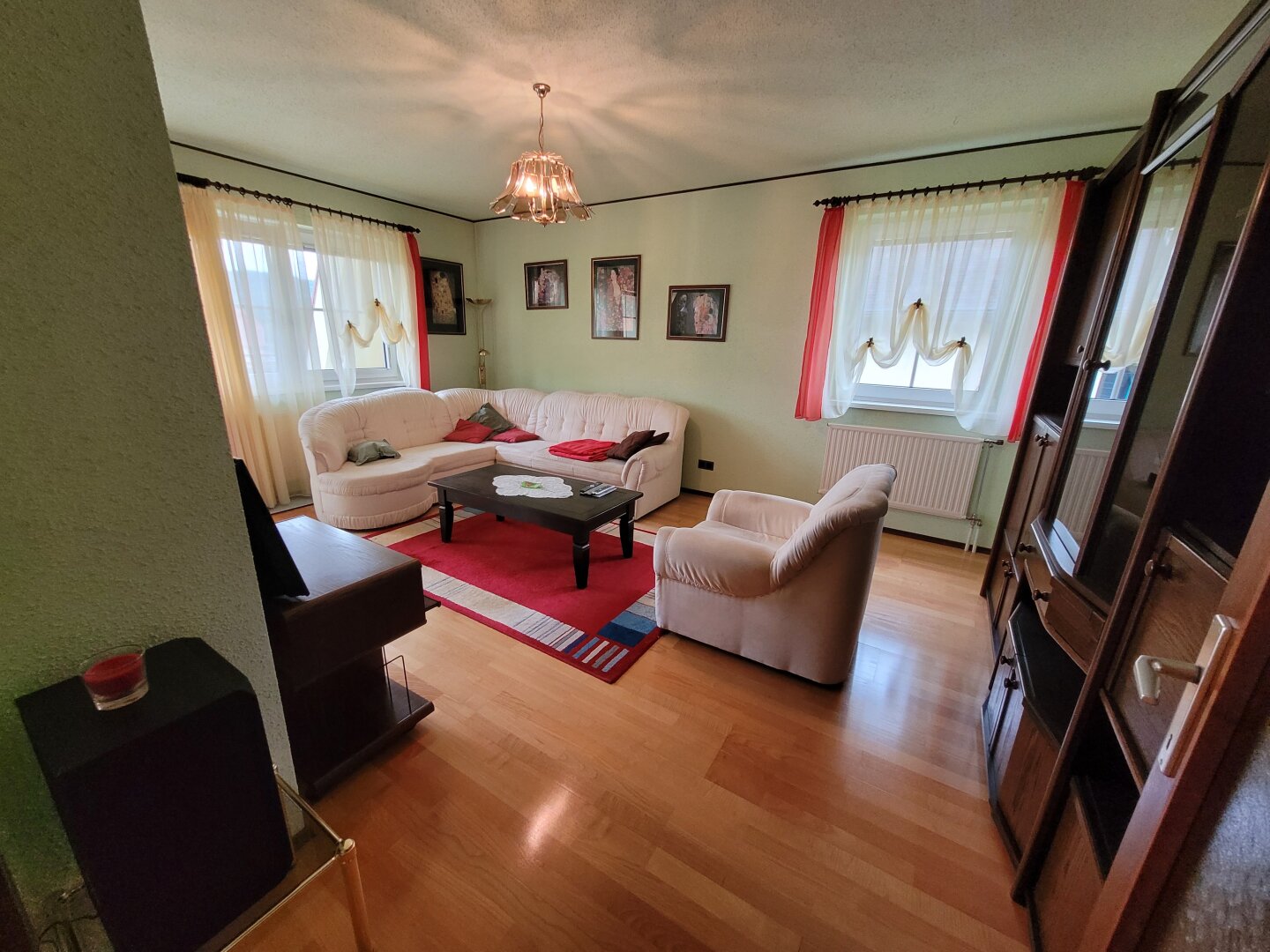 Große Dachgeschosswohnung mit 2 Dachterrassen