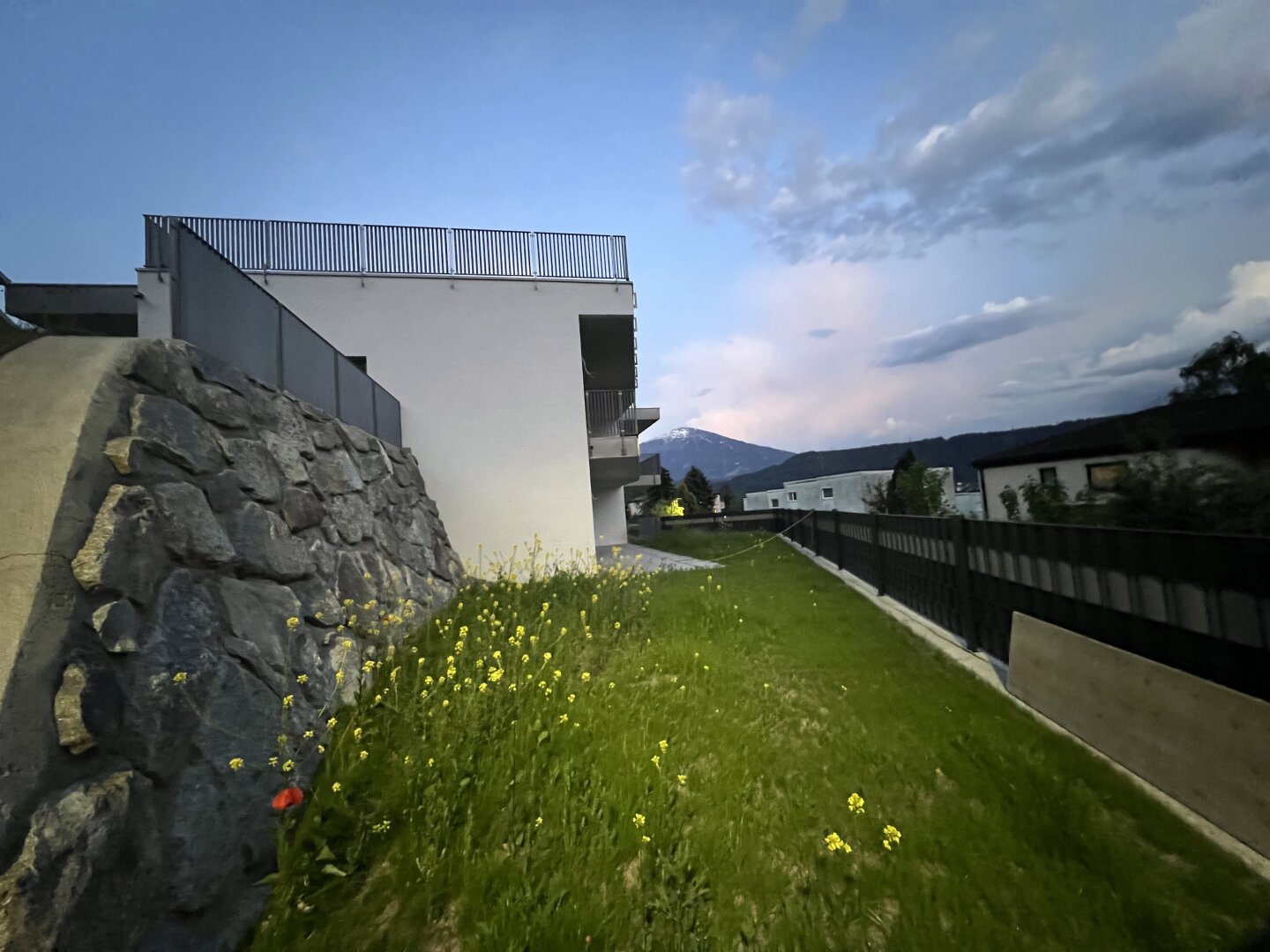 Ein wundervoller Rückzugsort in privilegierter Spitzenalge I 91 m² Wohnfläche, 242 m² Gesamtnutzfläche I Top 3