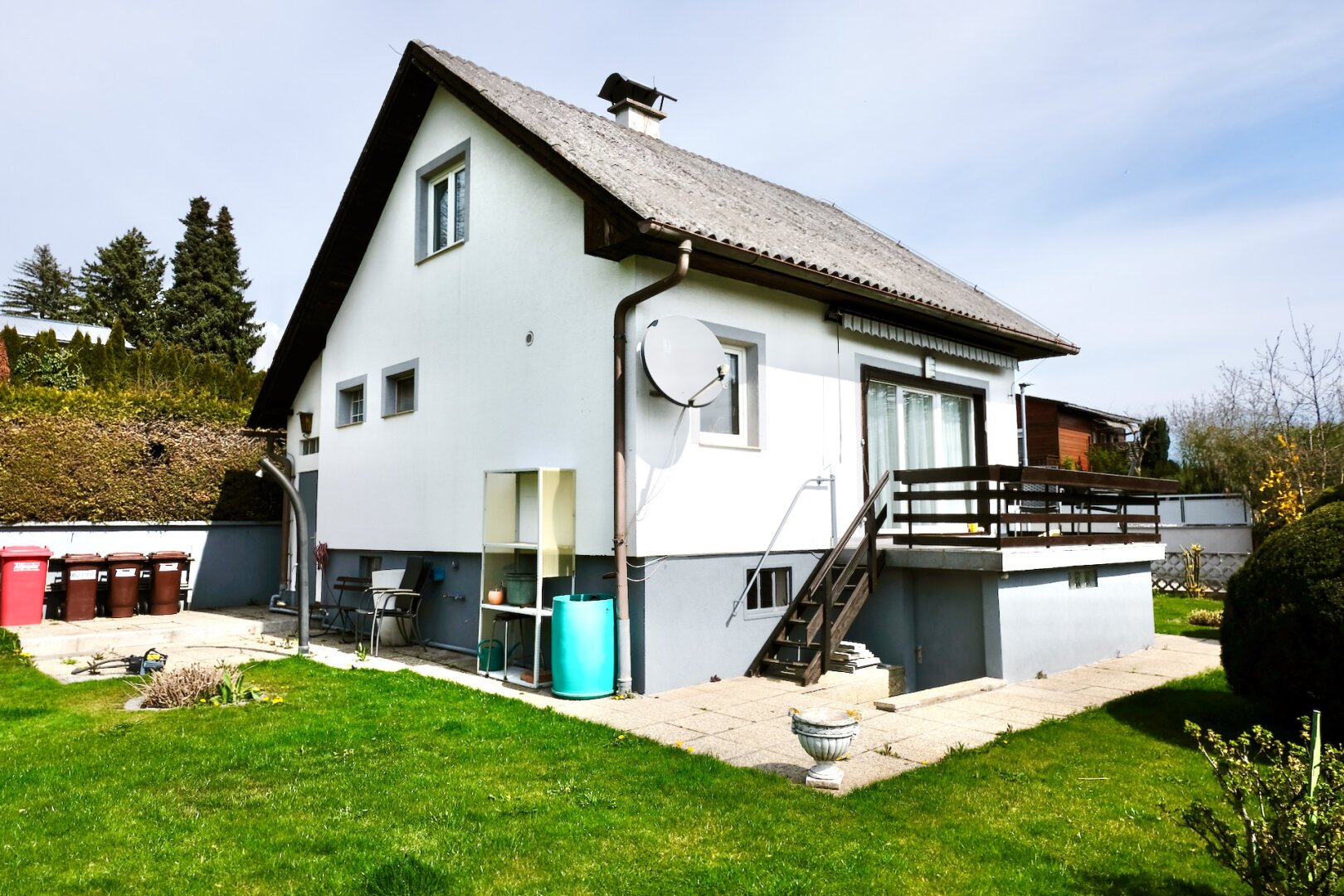 Gepflegtes Einfamilienhaus mit wundervollem Garten