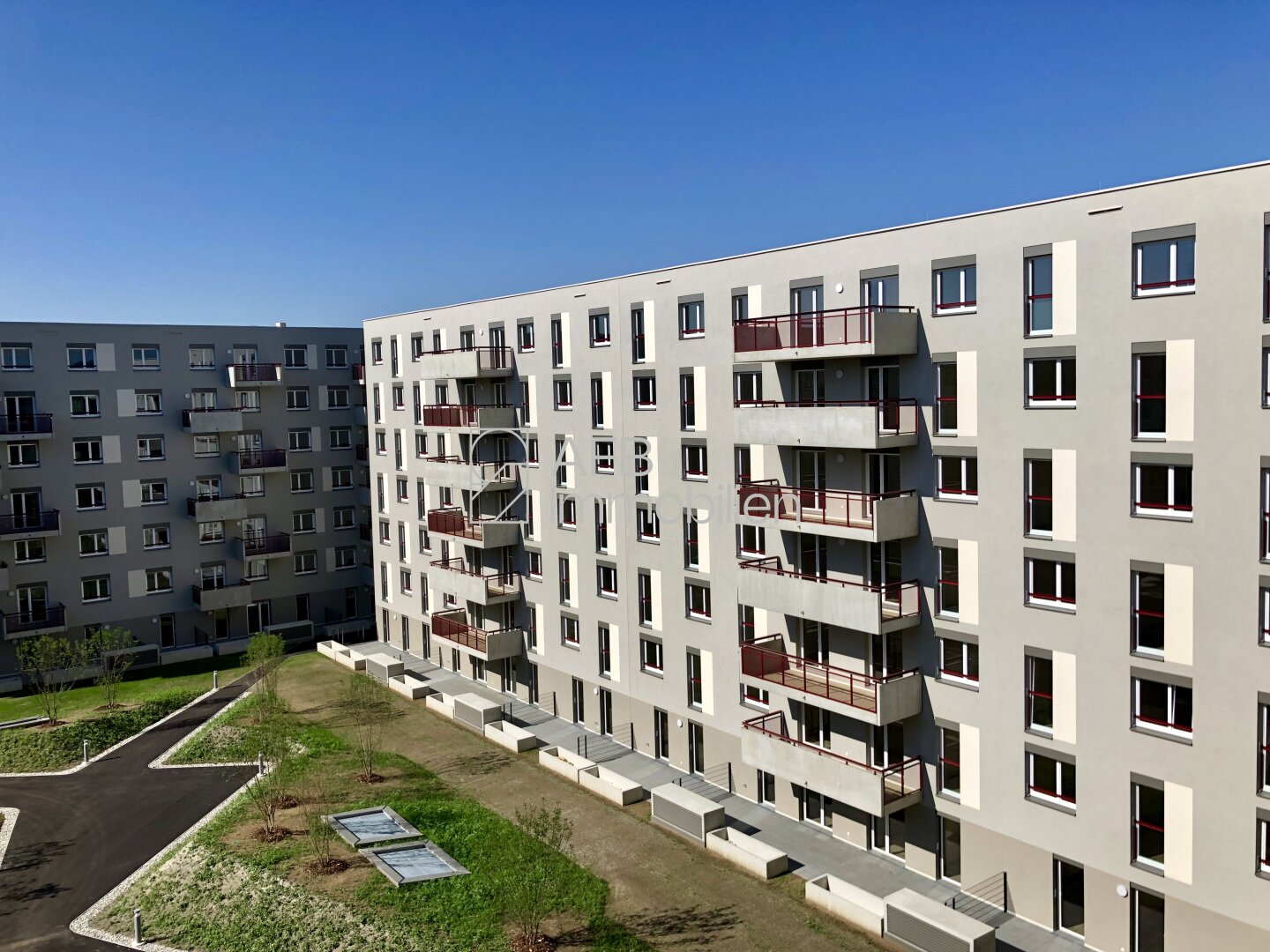 3-Zimmer-Erdgeschoßwohnung mit großer Terrasse