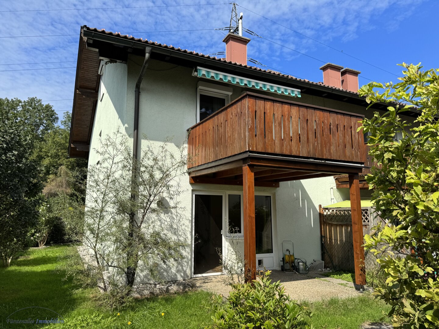 Gelegenheit - KAUF LIEFERING Theodostraße - Wohnen bei den Salzachseen: Großzügiges Familien-ECK-REIHENHAUS in Ruhelage