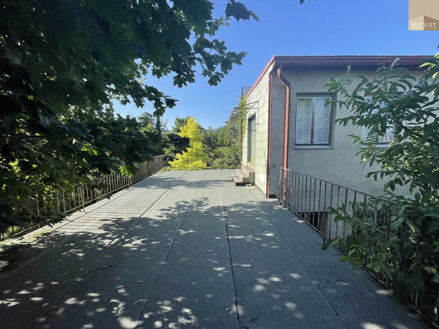 Haus - Leesdorf - Generalsanierung notwendig