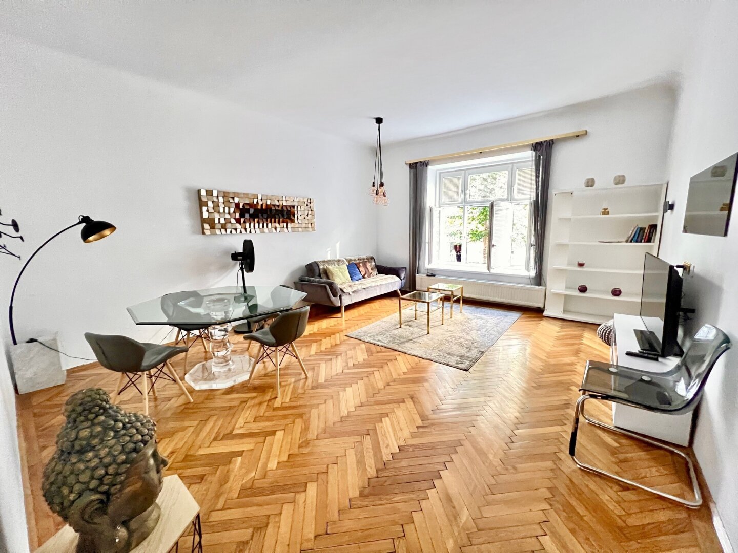 Top Wohngegend! Gut aufgeteilte 2-Zimmer-Stadtwohung, 60m2! U1 Nähe!