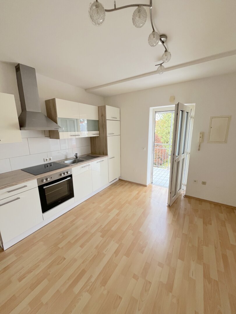 Sonnige 3-Zimmer mit Wintergarten