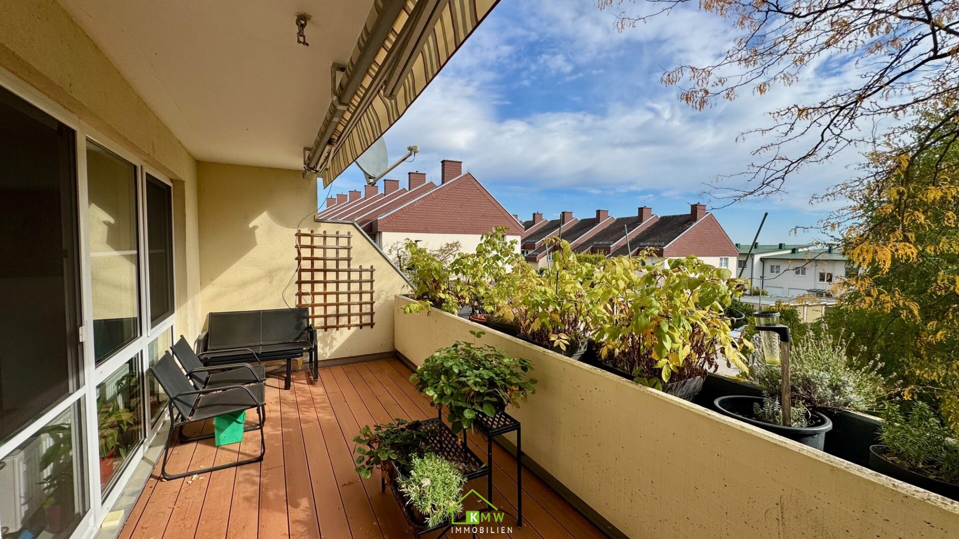 Top Lage - sehr helle und gepflegte 3 Zi. Wohnung mit Balkon in Ruhelage