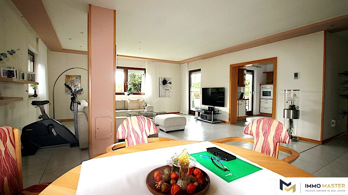 Bungalow in Trumau mit uneinsehbarem Garten, 1000 m² barrierefreier Fläche!