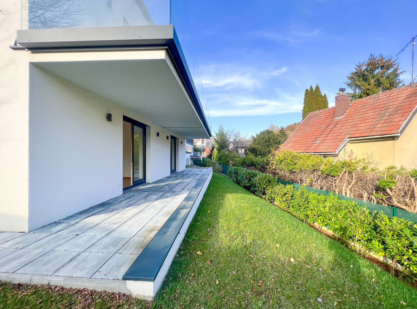 ERSTBEZUG! Doppelhaushälfte mit 170 m2 Wohnfläche in ruhiger Wohnlage mit Grünblick!