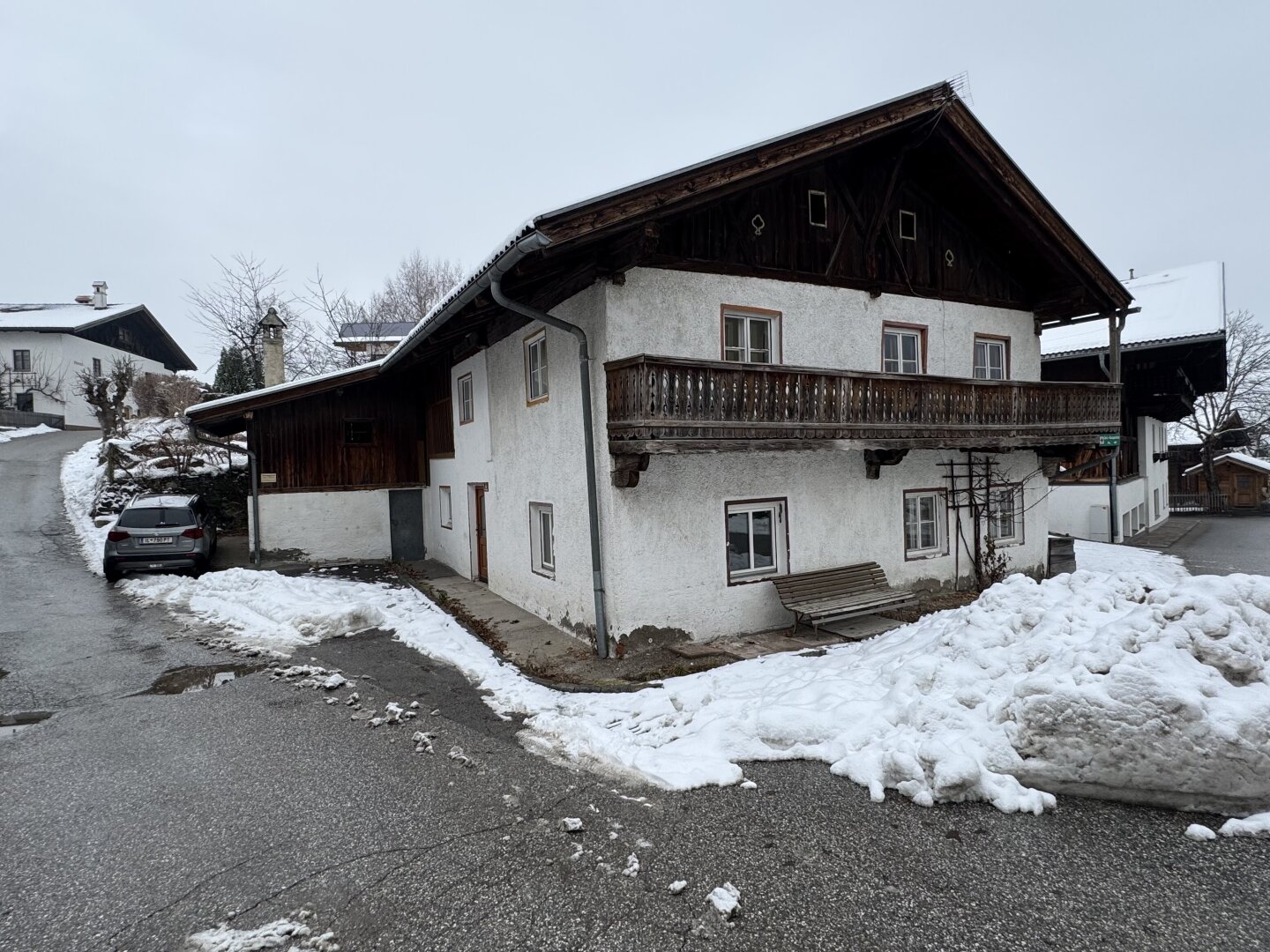 Gelegenheit: Ehemaliges Bauernhaus zum Renovieren im Dorfkern !