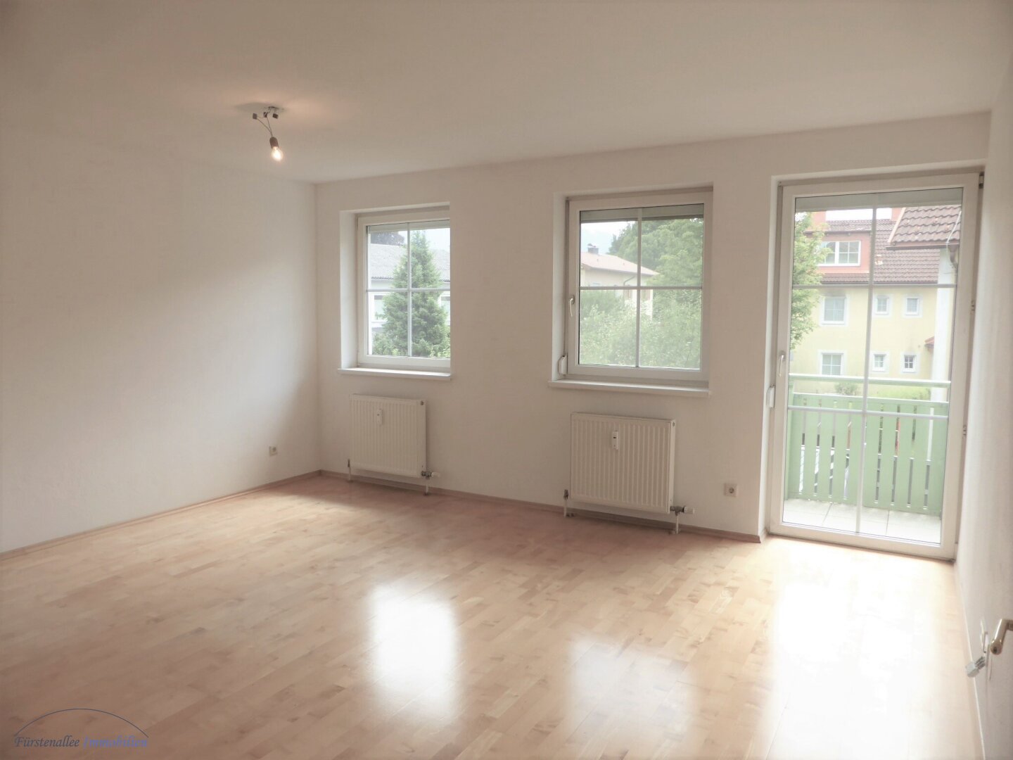 Gelegenheit - KAUF WALS-SIEZENHEIM - Angerstraße: Schöne 56 m² 2 Zimmer-Wohnung - mit 5 m² Süd-West-Balkon