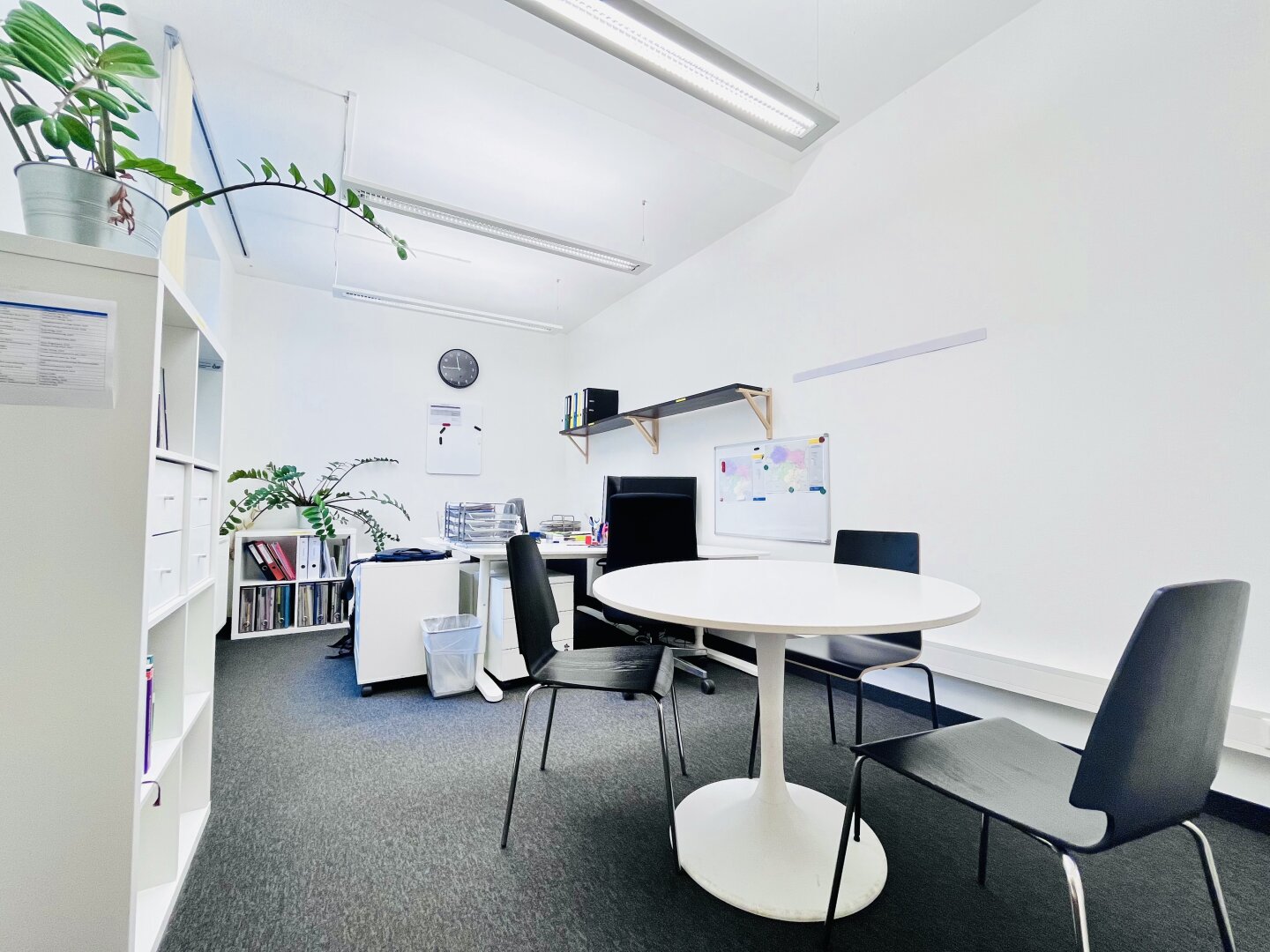 Zentral gelegene Geschäftsfläche in St. Pölten: Büro, Praxis oder Ladenlokal mit modernem Flair