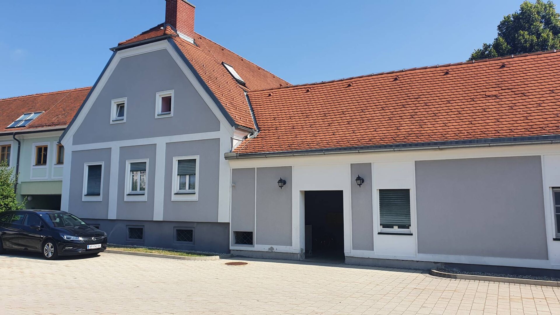 Traumhafte Dachgeschosswohnung mit Parkplatz in zentraler Lage in Fürstenfeld