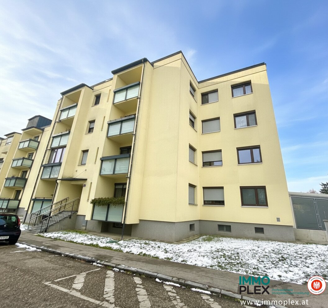 3-Zimmer Eigentumswohnung (~68m2Wfl.) mit Loggia in Ruhelage zu verkaufen!