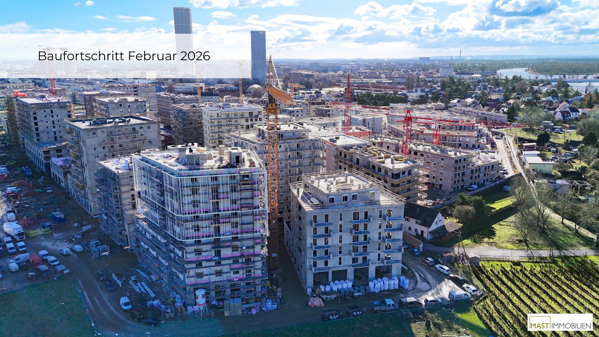 *Wieder verfügbar!* - 3-Zimmer Eckwohnung mit 15qm Balkon!