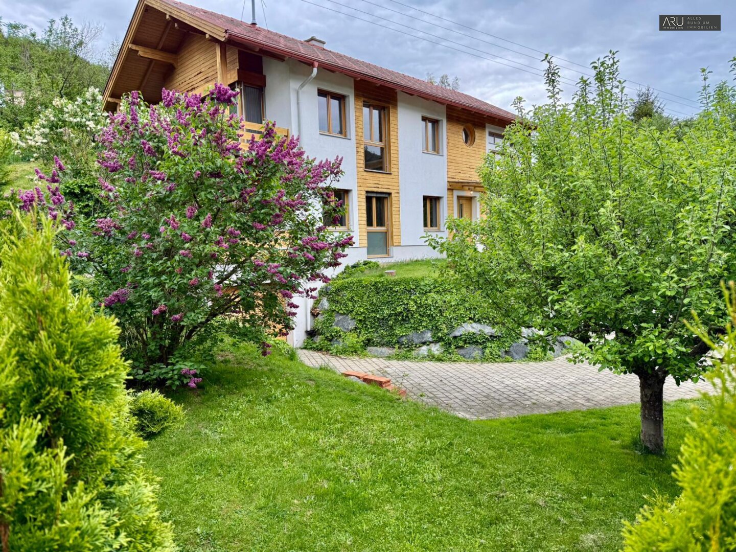Gepflegtes Haus in Ruhelage