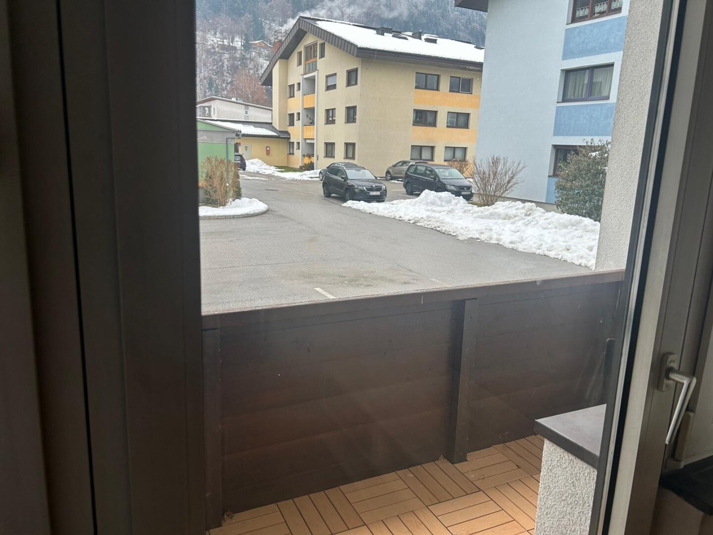 Gemütliche 1-Zi Wohnung mit Loggia & Parkplatz