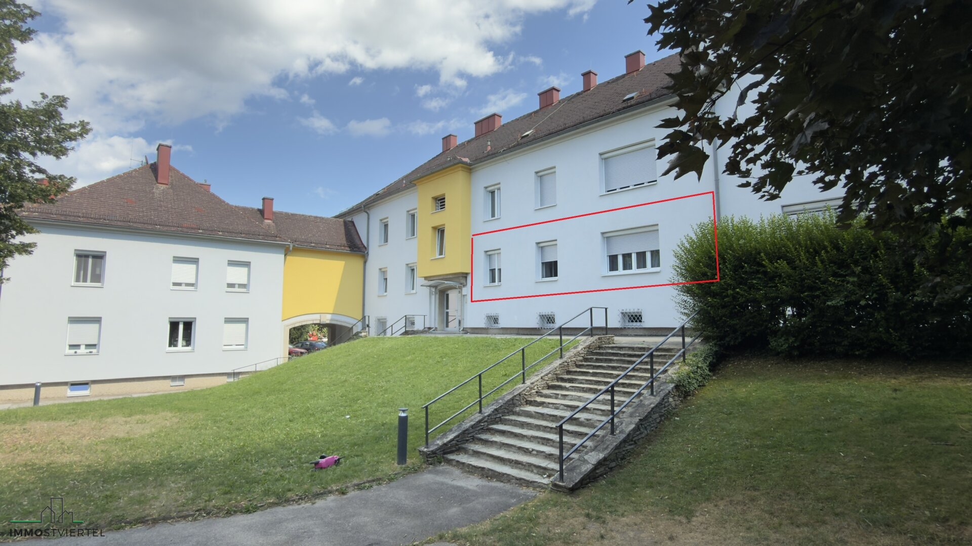 Top gepflegte große Eigentumswohnung mit Garagenstellplatz!