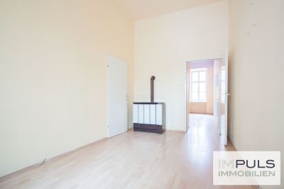 TOP LAGE | Altbau-Wohnung mit großem Potential | gute Anbindung & Infrastruktur