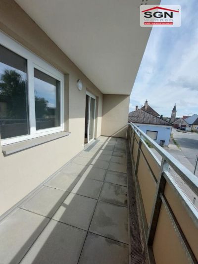 Heizkosten - inkludiert!  2-Zimmer Wohnung mit Loggia in Ruhelage