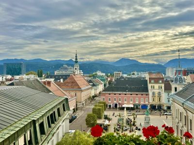 Ordination über den Dächern von Klagenfurt am Dr. Arthur-Lemisch-Platz in Klagenfurt zu vermieten!