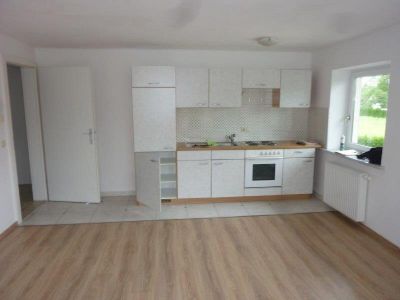 "OBERNDORF - Kleines  2 Zimmer Apartment mit Balkon in Ruhelage"