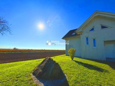 Traumhaus in prachtvollster Einzellage am Neusiedlersee