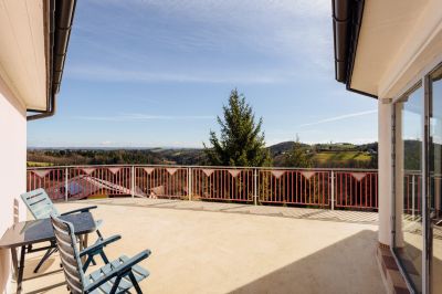 Wohnen in südsteirischer Höhenlage mit Panorama und mediterranem Flair!
