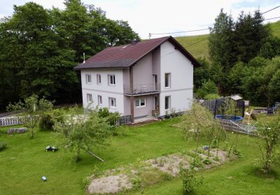 Wohnhaus mit viel Fläche in ruhiger Lage!