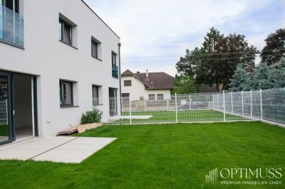 EXKLUSIVES ,MODERNES WOHNEN IM 4 ZIMMER  REIHENHAUS IN STRASSHOF AN DER NORDBAHN !!!
