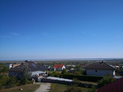 Ferienhaus mit unverbautem Seeblick und großem Potential in Mörbisch