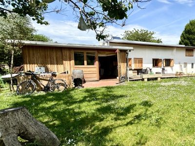 Großzügiges Baugrundstück mit kompakter Wohneinheit in Neusiedl am See