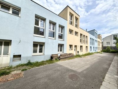 Reihenhausanlage in Seenähe in Weiden / See– 5 Einheiten mit Dachterrassen – Fertigstellung eines Bestandobjekts