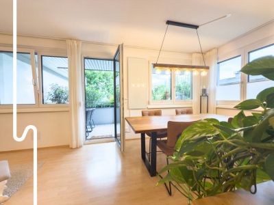 SIEZENheimat | 4-Zimmer Balkon-Wohnung mit Kaminofen & Parkplatz