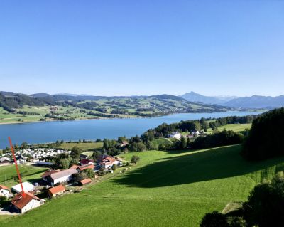 Wohnen am Irrsee - Teilsaniertes Einfamilienhaus mit Seeblick
