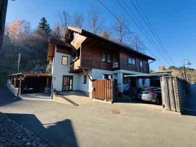 Charmantes Zweifamilienhaus – mit zwei getrennten Wohneinheiten und viel Potenzial