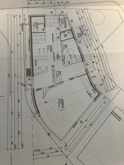 Exklusive Verkaufs- oder Büroeinheit in Top-Lage direkt bei Autobahnausfahrt Innsbruck OST - Musterhauspark Innsbruck