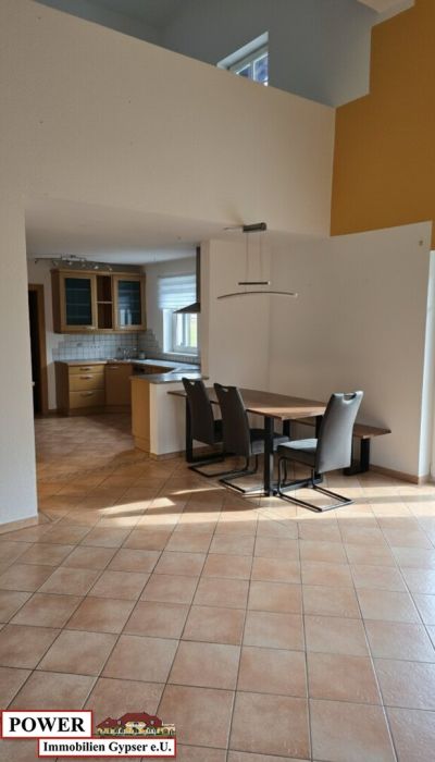 Wohnhaus sucht Mieter bietet Ruhe und Entspannung !!