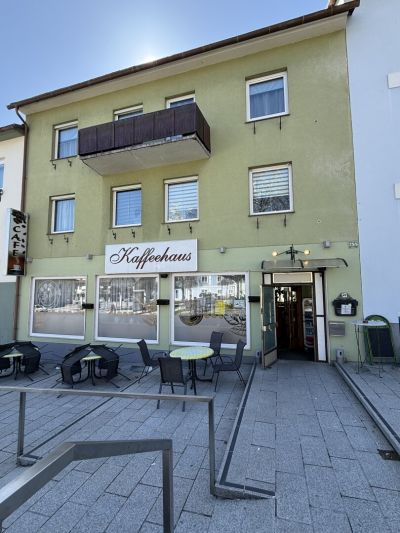 Wohn- Gewerbeobjekt im Zentrum von Stainach mit Gastgarten