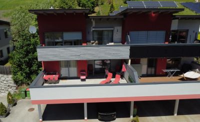 Haus mit 3 Appartements mit südseitiger Terrasse und südseitigem Balkon