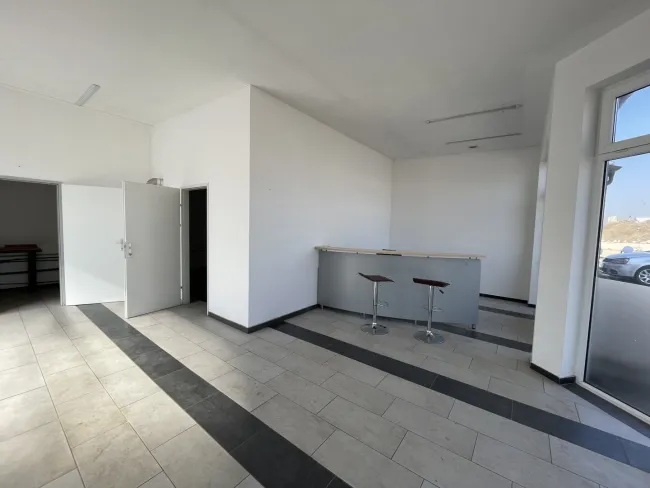 PROVISIONSFREI!!! Sehr schöne, sonnige Halle, Lager, Werkstatt mitten in Areal200 in Sollenau SR3 - Bild