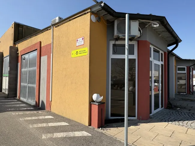 PROVISIONSFREI!!! Sehr schöne, sonnige Halle, Lager, Werkstatt mitten in Areal200 in Sollenau SR3 - Bild